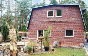 Отель Holiday home Berlin 54 with Game Room  Берлин